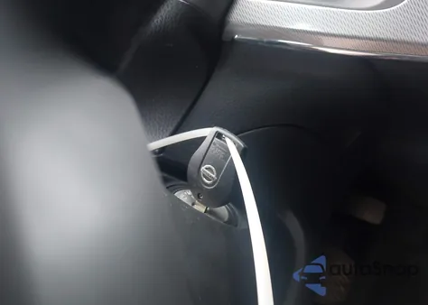 2014 Nissan Sentra Sr z USA, uszkodzony, nr VIN 3N1AB7AP2EY326322